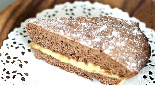Шоколадный пирог с банановым кремом