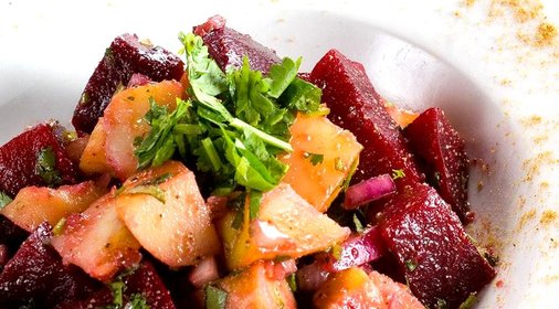 Салат из картофеля и свеклы