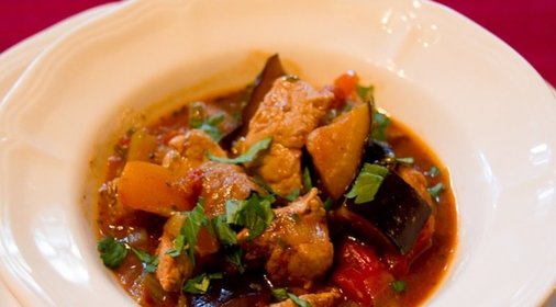 Свинина с помидорами и баклажанами