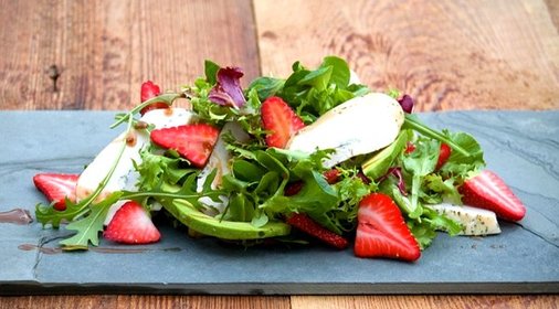 Салат из копченой курицы