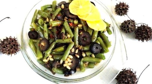 Тёплый салат с фасолью