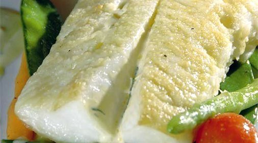 Палтус с мини овощами и соусом бер-блан