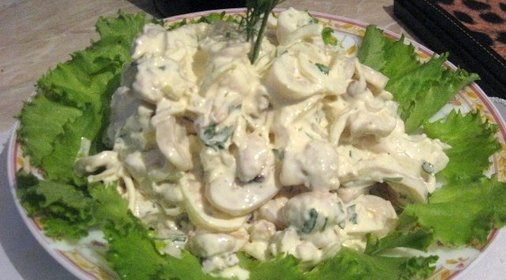 Салат из кальмаров