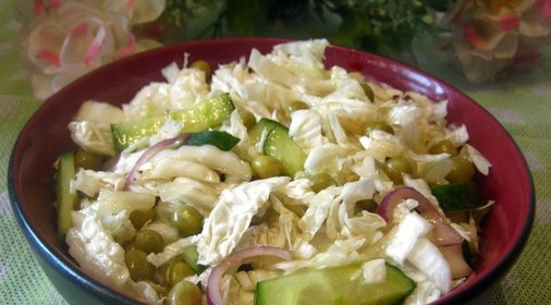 Салат из пекинской капусты