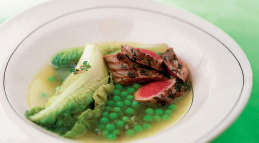 Зеленый горошек с салатом ромэн и тимьяном