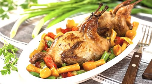 Запеченная перепелка с каштанами