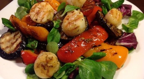 Перец, фаршированный гречкой и рисом