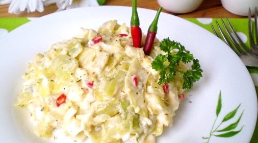 Салат из фасоли остренький