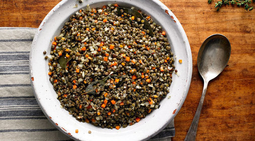 Чечевица с чесноком и тимьяном