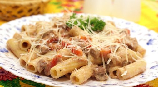 Фруктовый салат с арбузом и дыней