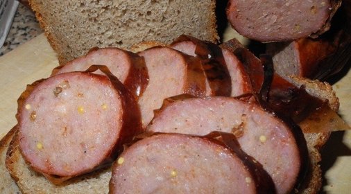 Копченая колбаса
