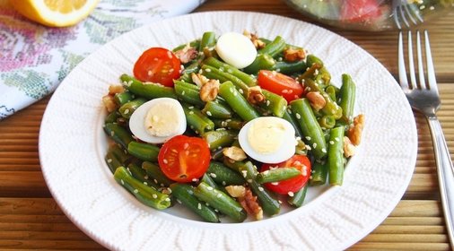 Теплый салат со стручковой фасолью
