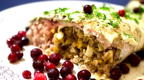 Рыба начиненная кашей