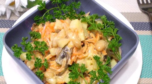 Салат с корейской морковкой и фасолью