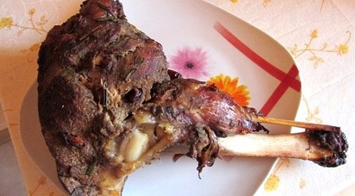 Кабанятина в духовке