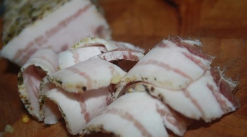 Вкуснейшее домашнее сало с чесноком и сухой кавказской аджикой