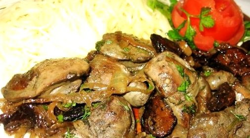 Печень с черносливом