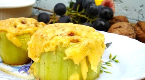 Кабачки, фаршированные фаршем