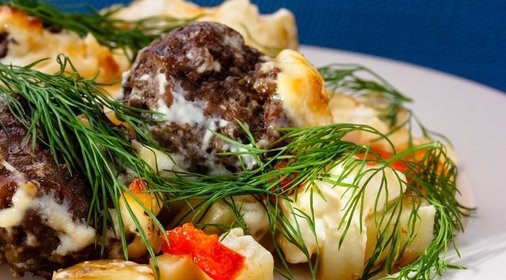 Салат с помидорами и болгарским перцем