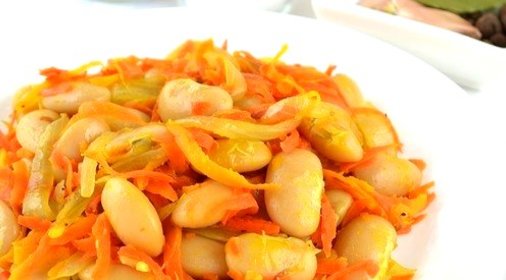 Фасоль с морковью
