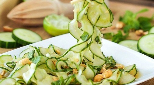 Тайский огуречный салат