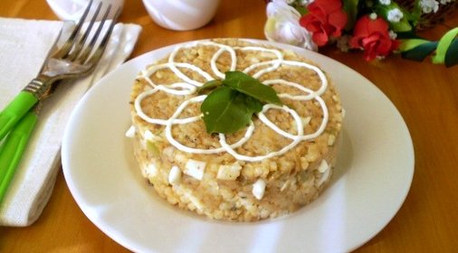 Салат с килькой в томате