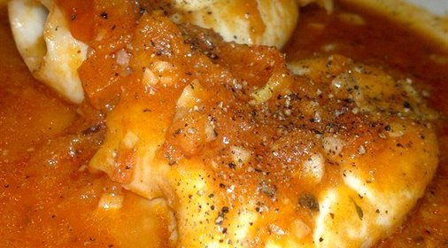 Кальмары в чесночно-томатном соусе