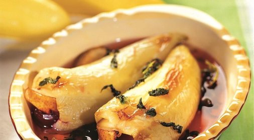 Перцы, фаршированные фруктами