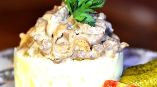 Говядина с белыми грибами