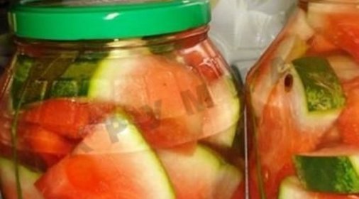 Салат с арбузом и фетой