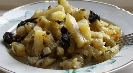 Картофель с черносливом