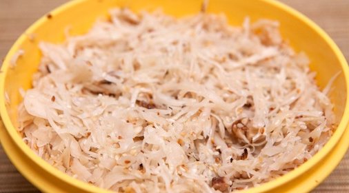 Восточный капустный салат