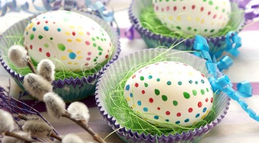 Пасхальные яйца в крапинку