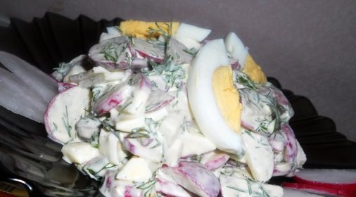 Салат из редиса с яйцом
