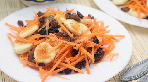 Салат из моркови с бананом