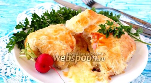 Сыр бри запечённый в тесте