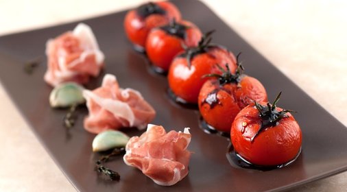 Бакинские томаты конфи с прошутто