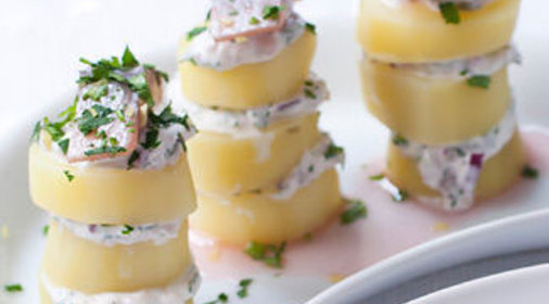 Сельдь в красном вине с картофелем