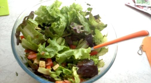 Зеленый салат