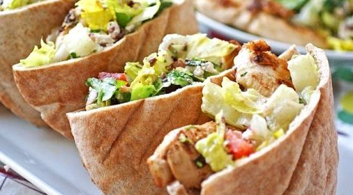 Салат с питой