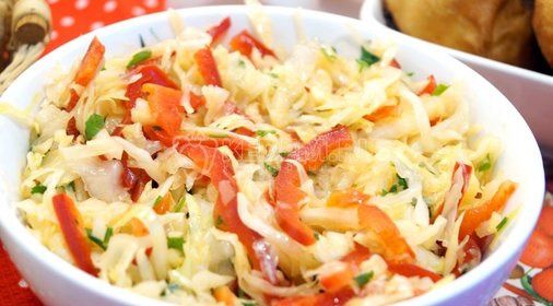 Салат из капусты «Витэлия»