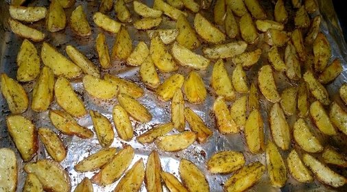 Картошка по-деревенски в духовке