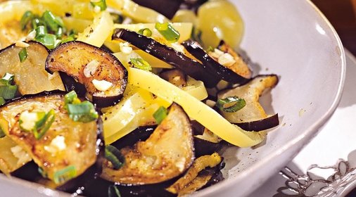 Салат из баклажанов и сладкого перца