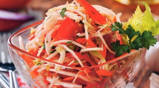 Салат из капусты вкусненький