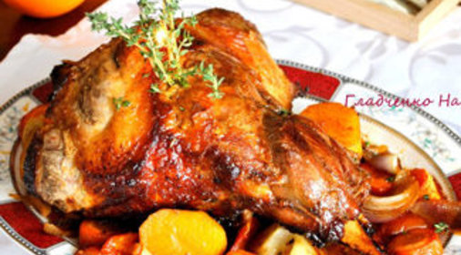 Баранья ножка, томленая с медом и прованскими травами