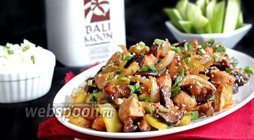 Куриное филе с грибами шиитаке и пастой мисо