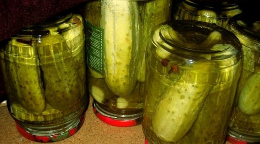 Огурчики закатанные