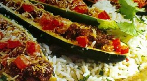 Цукини, фаршированные мясом, с рисом