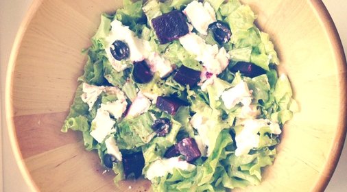 Салат с печеной свеклой и фетой