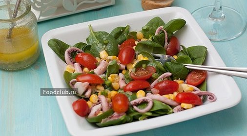 Салат с щупальцами кальмара